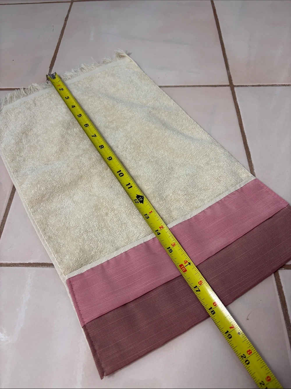 Cannon Cotton Cream Hand Towel with Pink and Brown Trim. Vintage